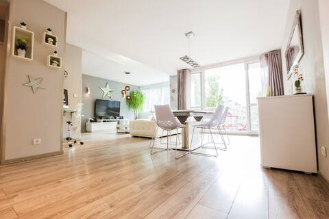 Le Celestay ❤️   Balcony, Parking, Clean+++ LYON