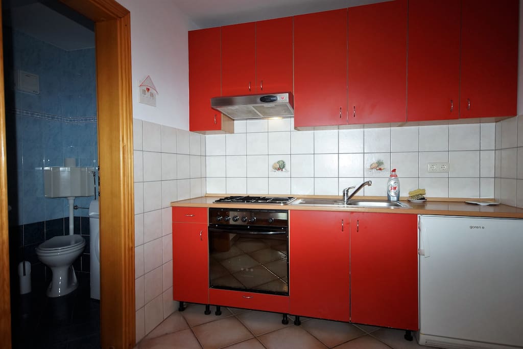 Kitchen, with everything u need for cooking