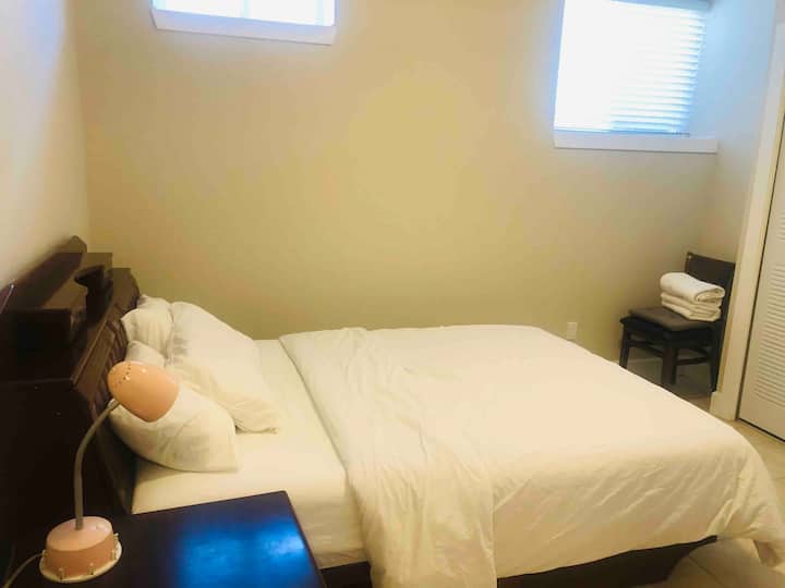 Соба 4 со кревет queeb