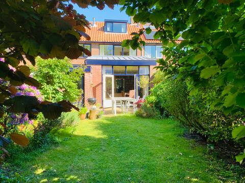 Beautiful, big house near Amsterdam