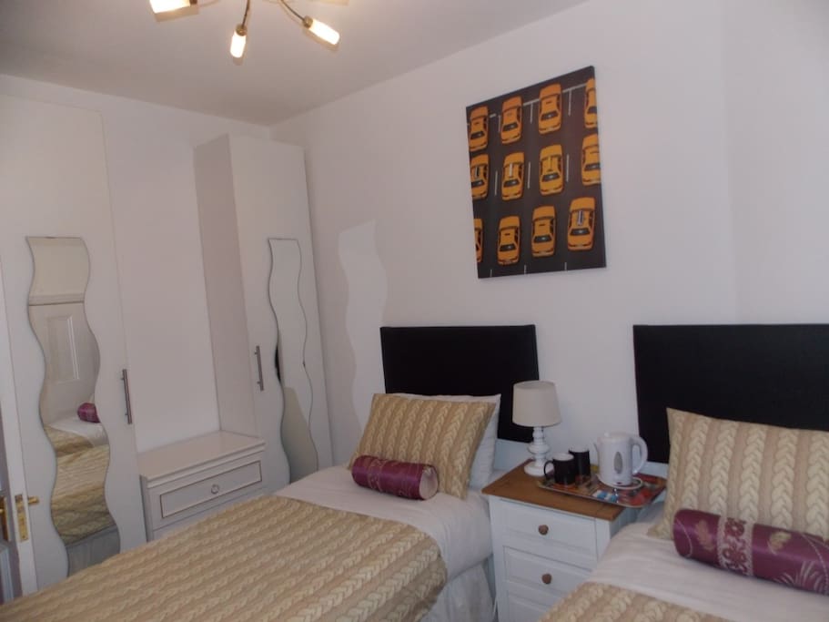 Guest room