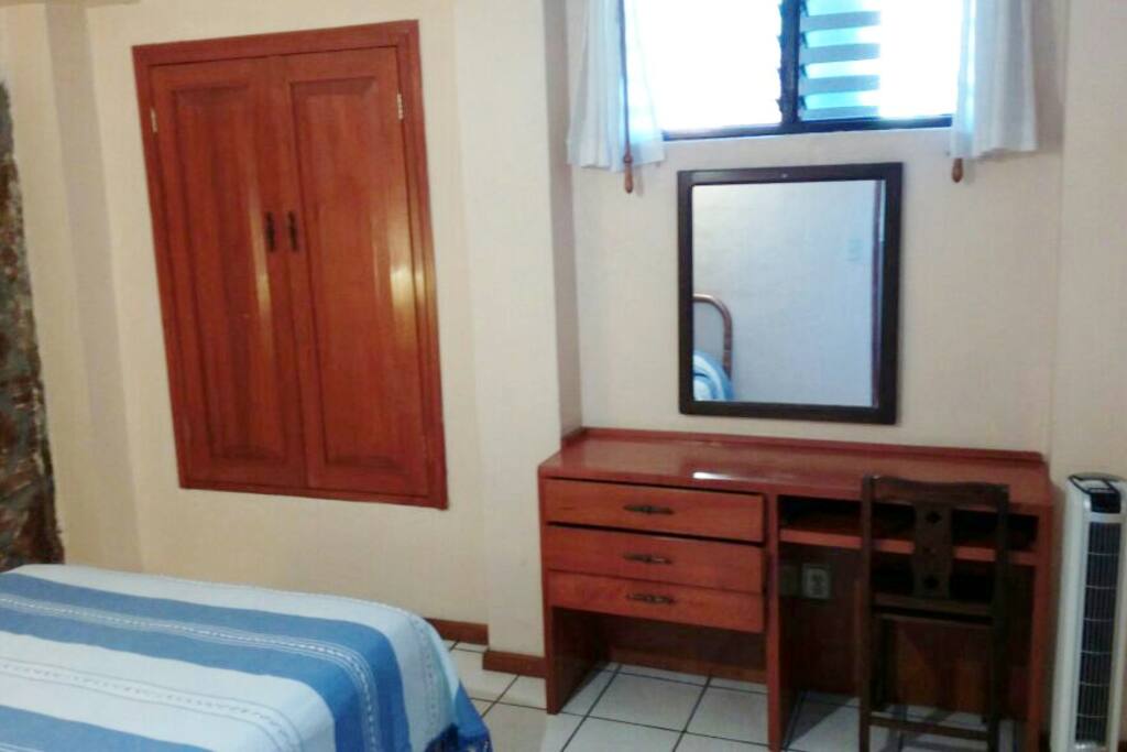 Cozy apartment with parking in a great location! Apartments for Rent