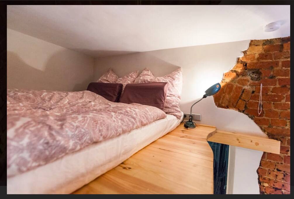 The Kingsize loft bed (160 x 200)