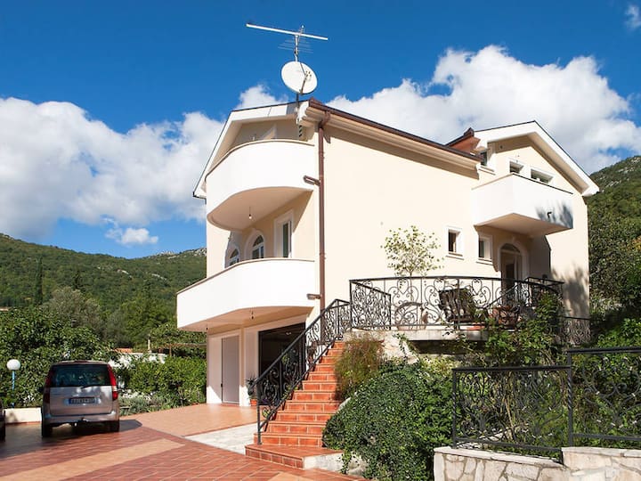 Villa Stream - Croatia