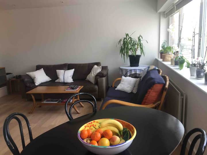 Room Near Portobello & Paddington - London
