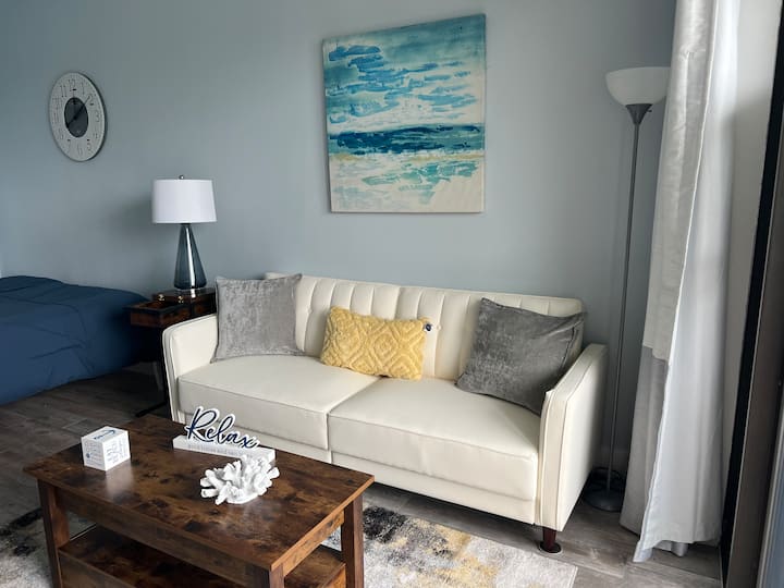 Waterfront  Studio On The Sound - Pirates Bay A211 - Mary Esther, FL