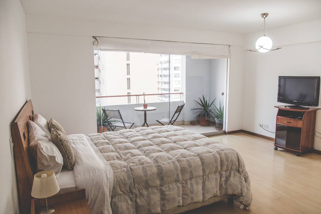 Main bedroom / cuarto principal