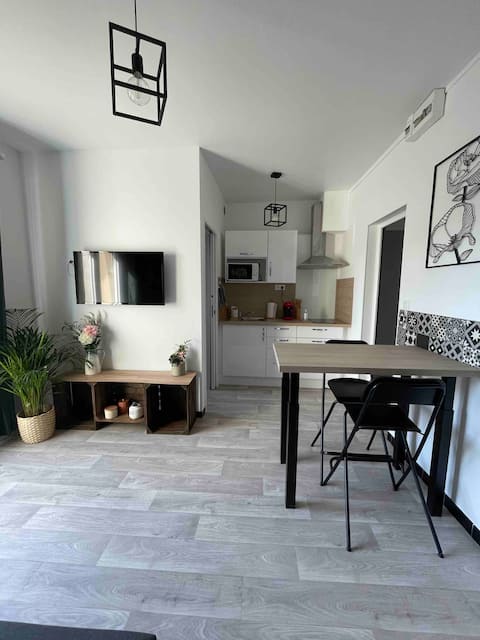 Popular Airbnb listing: Heart of the city in Le Portel