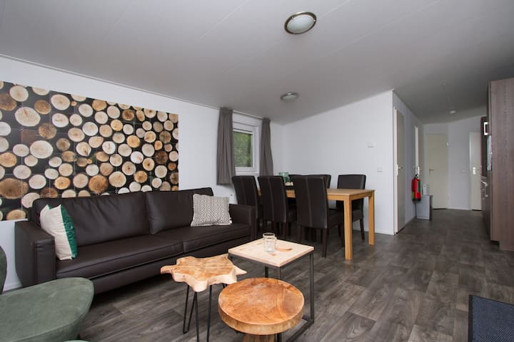 Luxe 6-persoons Chalet Met Overdekt Terras - Boxmeer