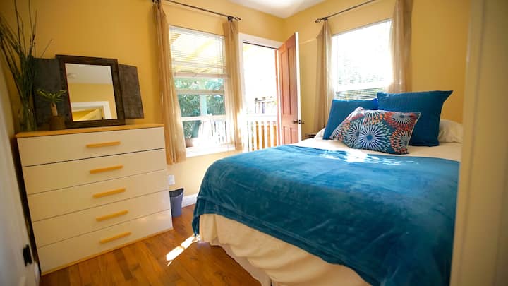 Posteljina vrhunske kvalitete i madrac veličine kraljice