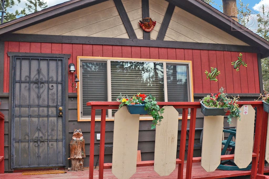 The entrance to the cabin