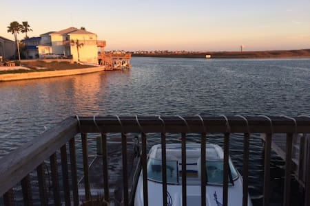 airbnb boat rental galveston tx pet friendly vacation rentals apartments houses in airbnb boat rental galveston tx pet friendly vacation rentals apartments houses in