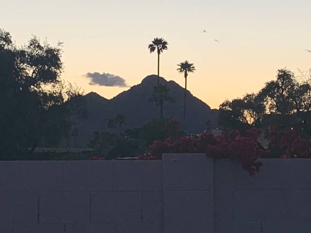 Hiking, Golf and relaxation in  Scottsdale!