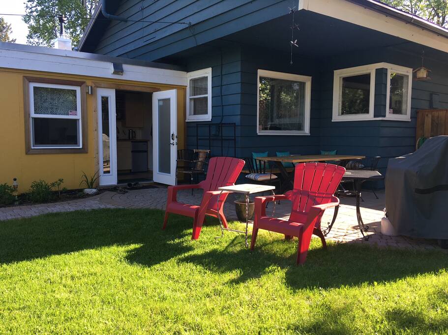 Enjoy the garden yard.