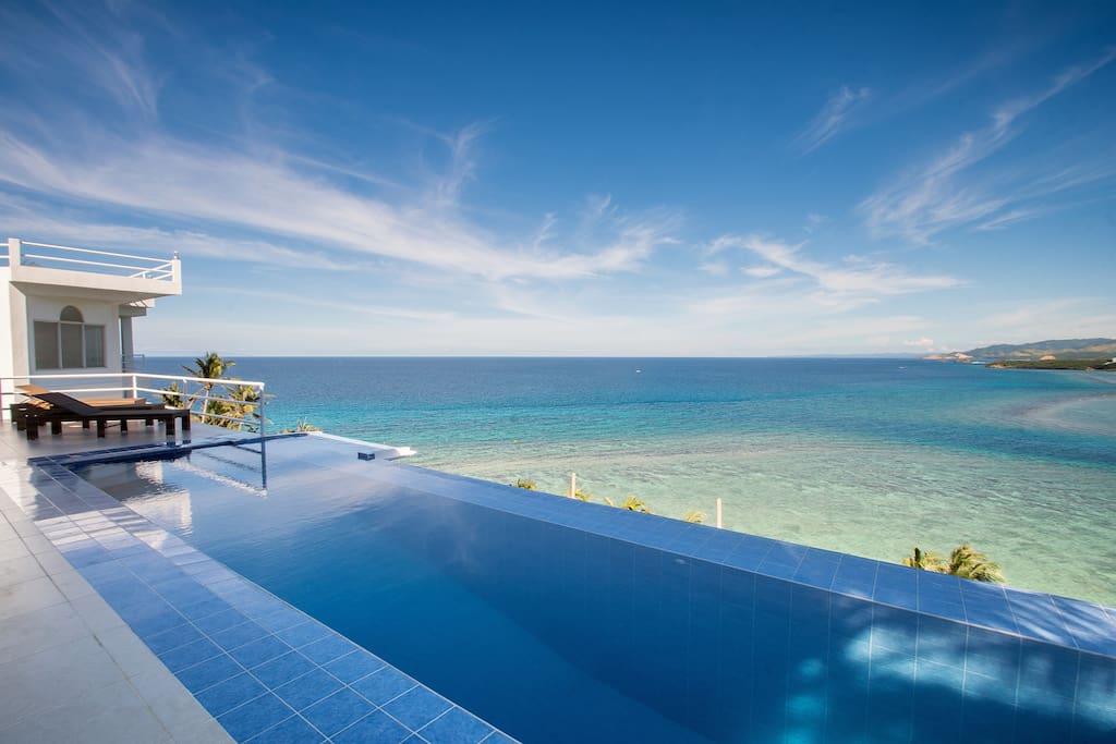 Main pool deck