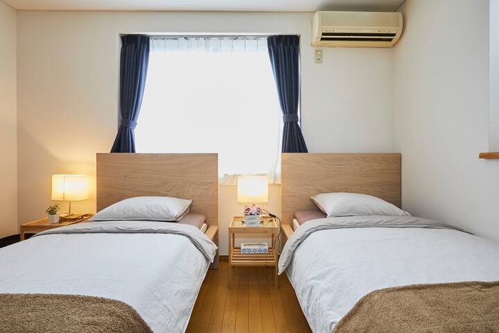 F1.4min Sta. Easy to Shinjuku – Deluxe guest room gallery image 4