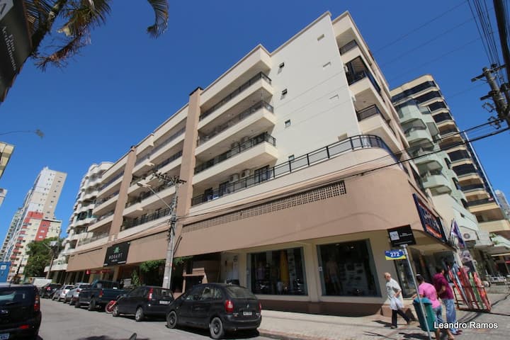 Apartamento à 100 Mts Do Mar - Itapema