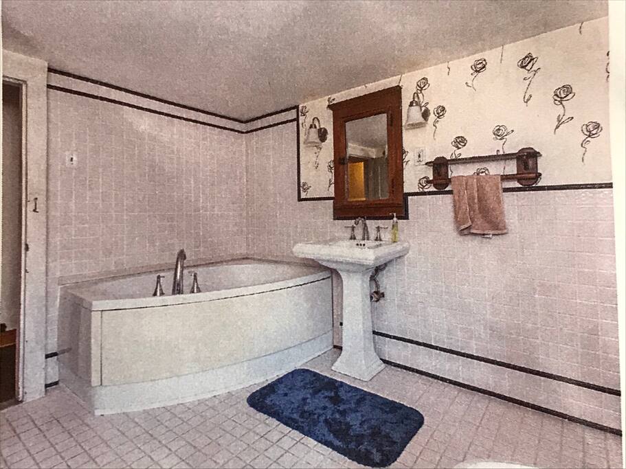 Upstairs bathroom