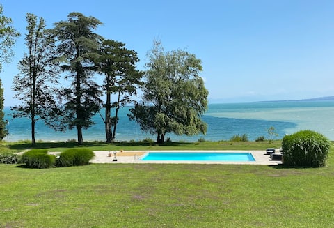 Beachfront Property/Pool