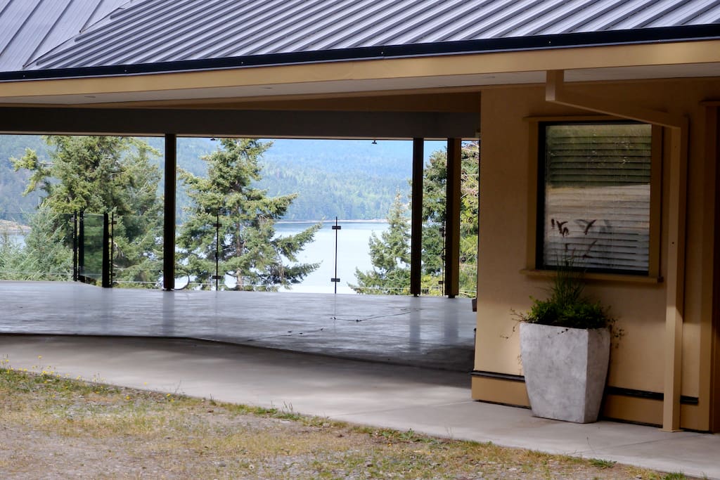 Collins House- Near ocean view