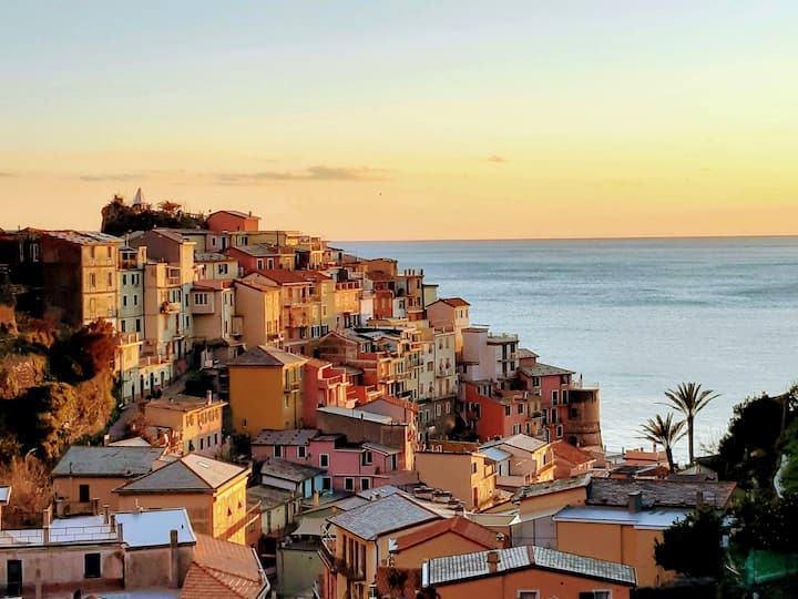 Cinque terre, sea view home