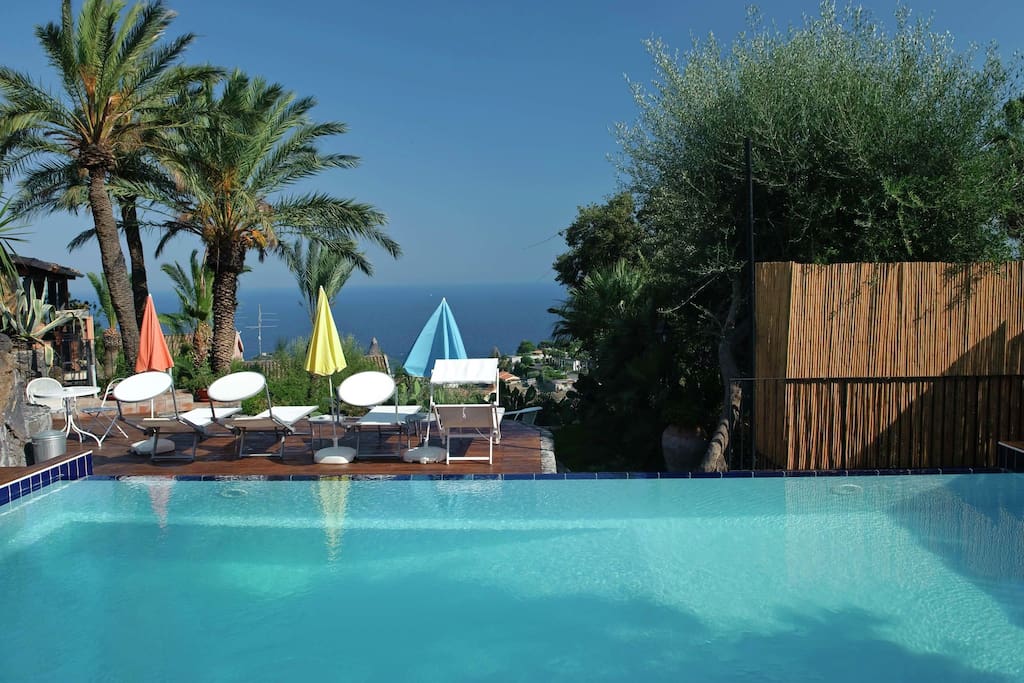 Holiday Home Swimming Pool