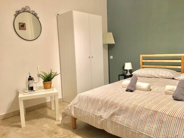 CENTRAL GUEST HOUSE 6