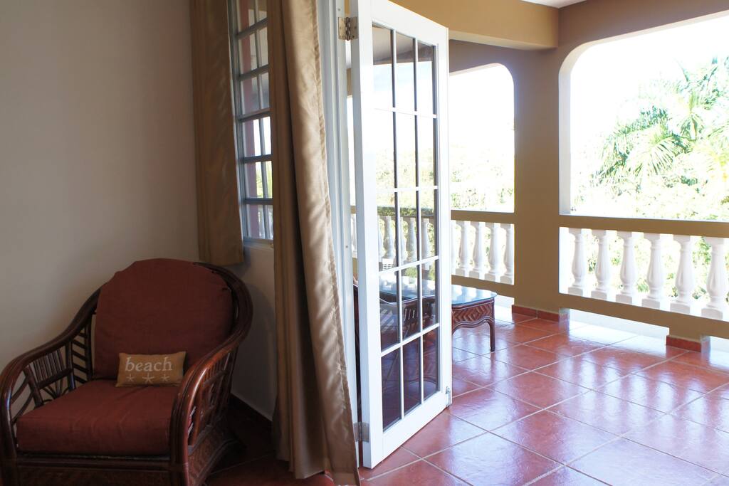 Wraparound patio with outdoor furniture