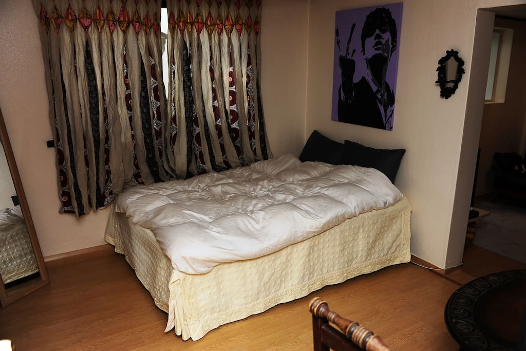 it's very nice bed