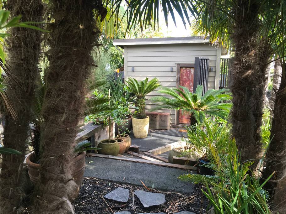 Privately set in the garden ...