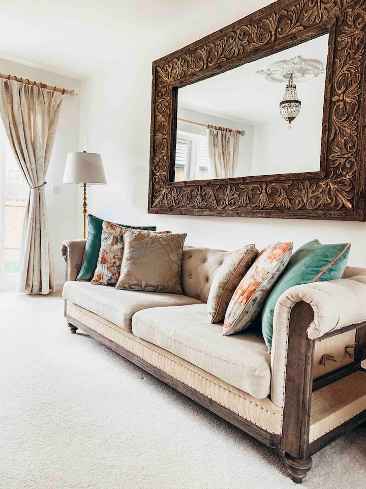 Beautiful Country Side French Style House - Yeovil
