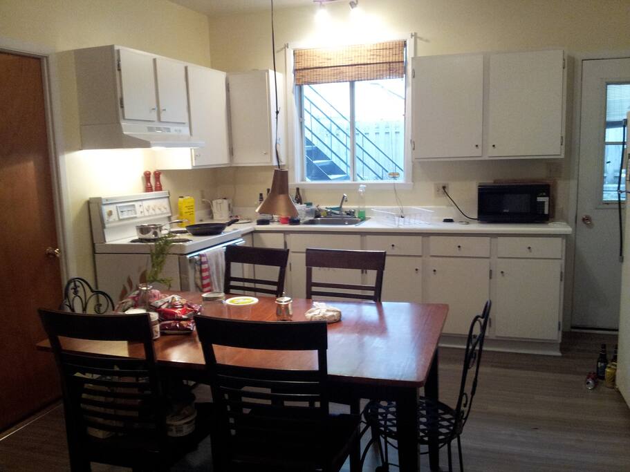 Cuisine partagée / Shared kitchen