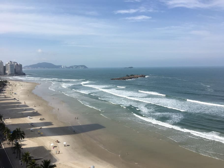 Vista do apartamento para a praia Pitangueiras