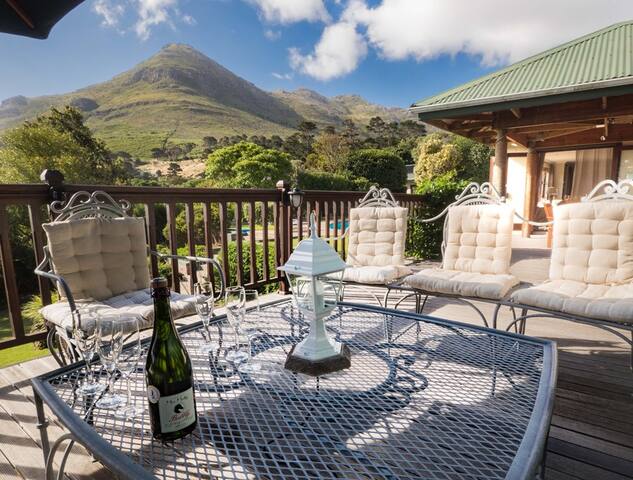 Noordhoek Beach Cottage gallery image 5