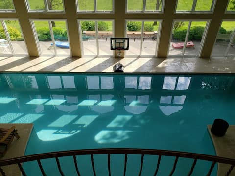 Huge Indoor Pool rec area
