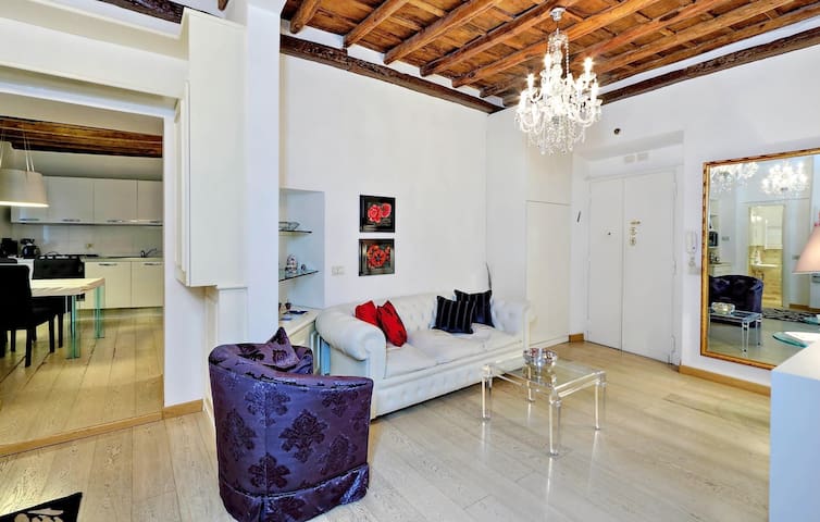 Portico D’Ottavia gallery image 2