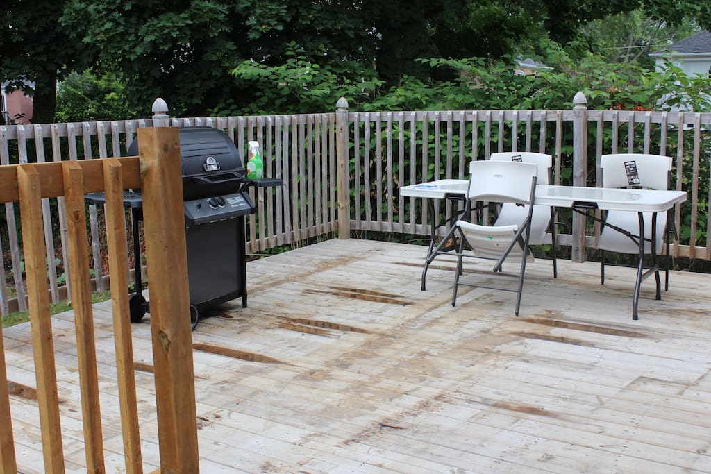 BACK-DECK