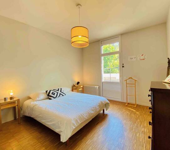 Chartreuse 250m²/ Piscine / Parking gallery image 3