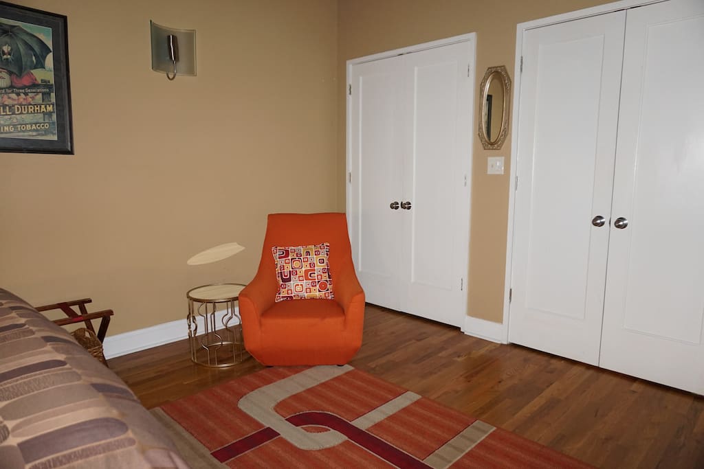 Sitting area and closet space for your comfort.