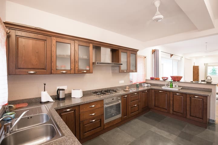 Open Kitchen