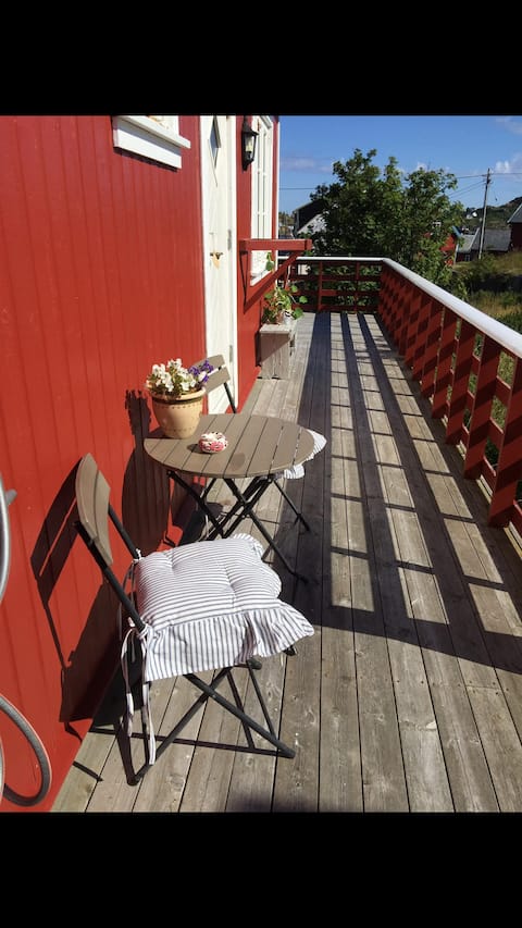 Rorbu Tind, Lofoten. Tindsveien 8. 8392 Sørvågen, Norway