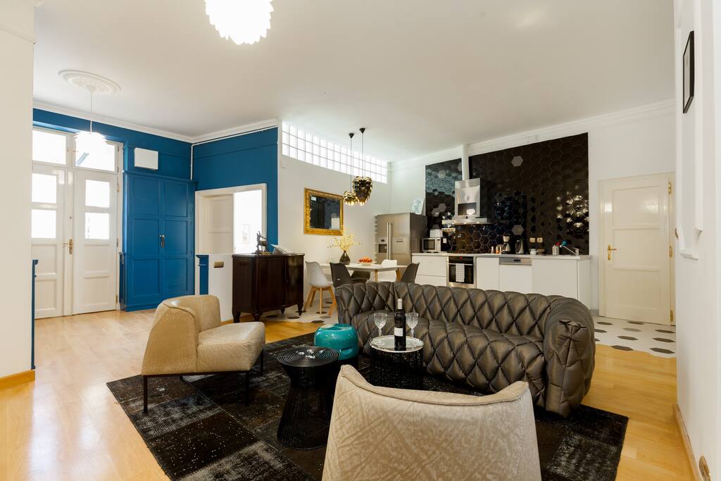 LivingRoom