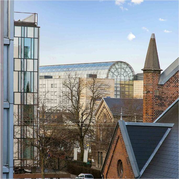 Et stenkast fra Scandinavian Congress Center