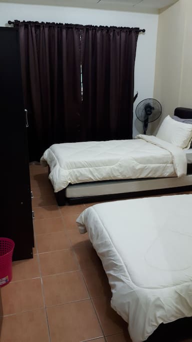 Twin/Triple Sharing Room