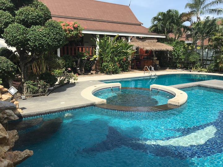 Lux Villa Pool Pattaya - Pattaya