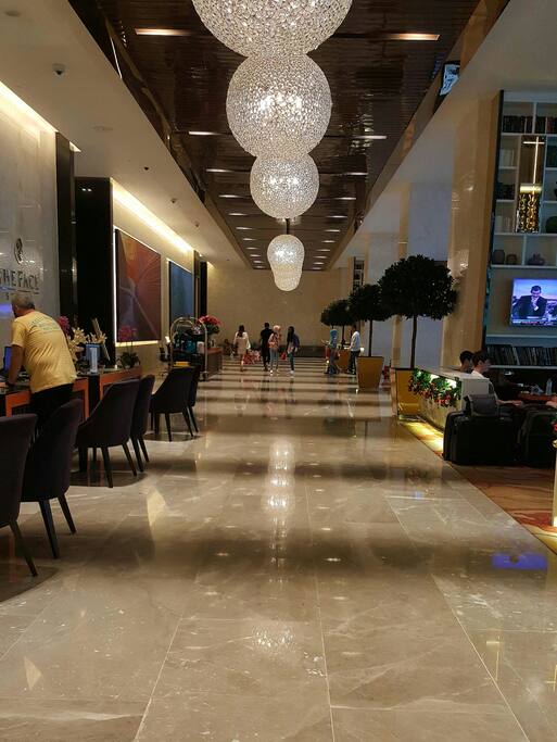 Lifestyle lobby