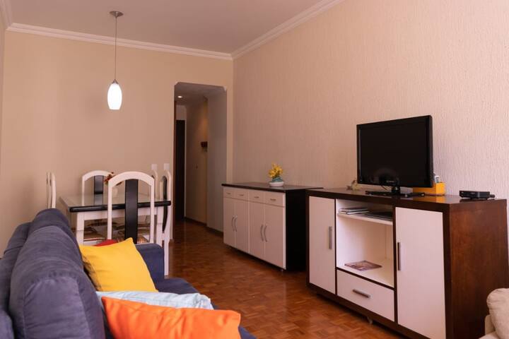 Copacabana: silêncio e conforto a 2 min da praia gallery image 2