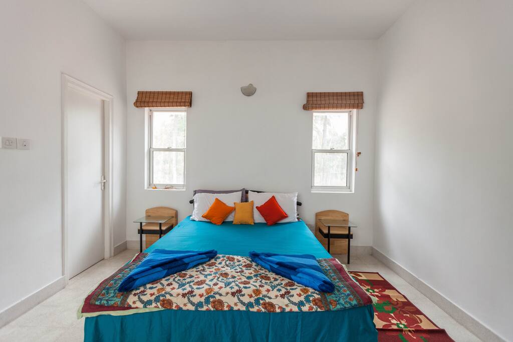 Bed room