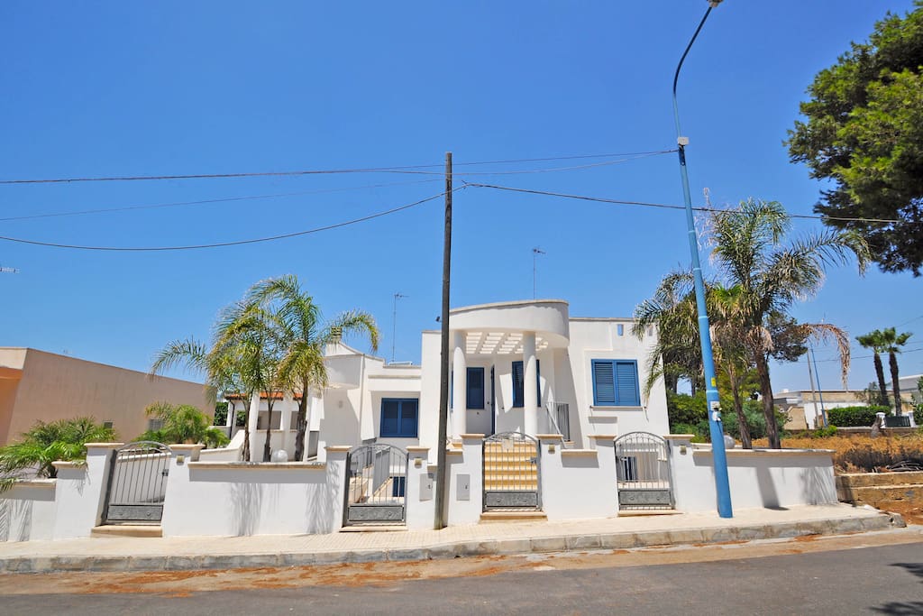 Vista Frontale Residence