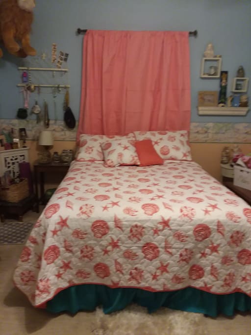 Bed, change covers every visit
